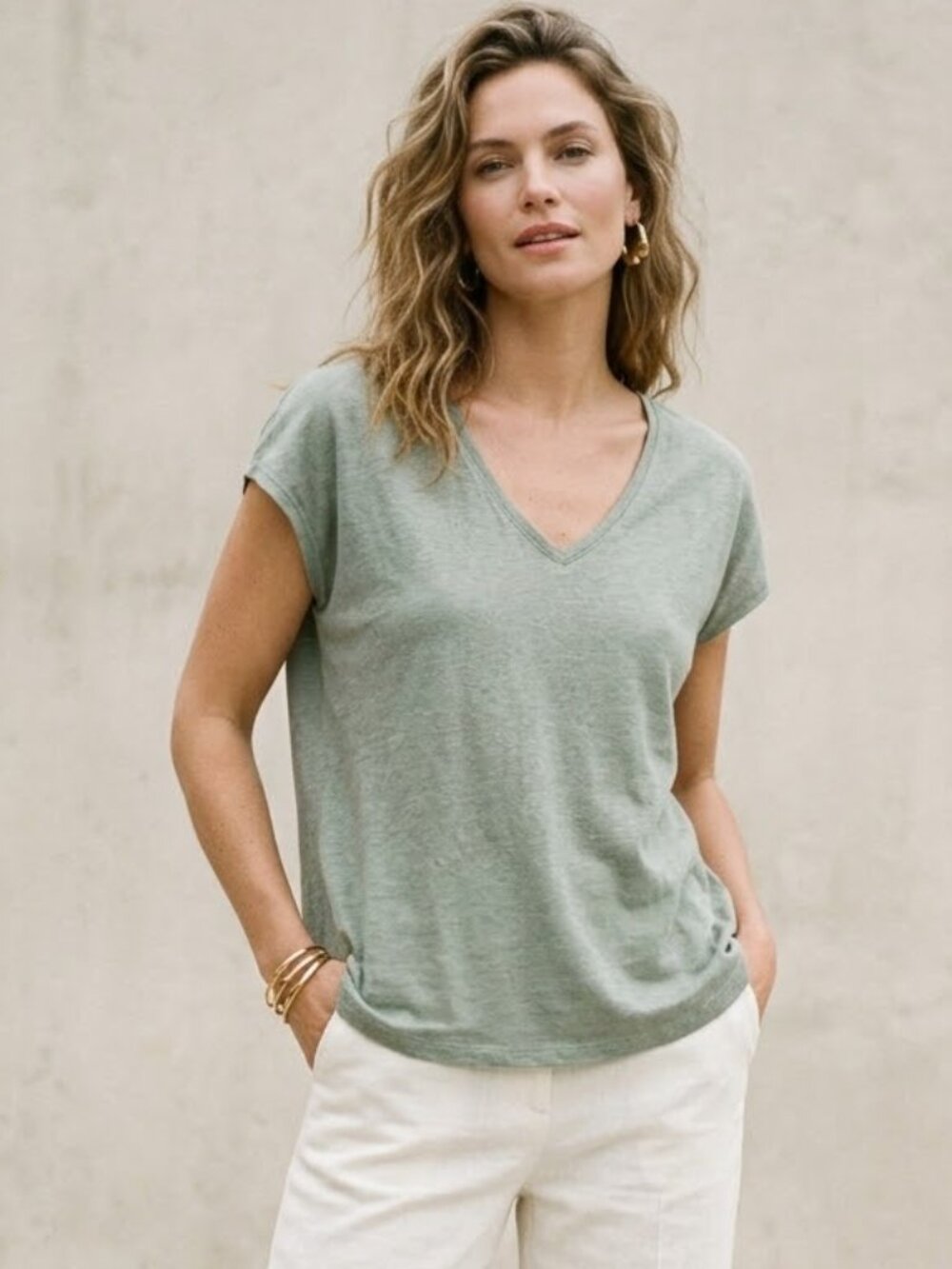 Rachel Zoe Women's Size XL Sage Green 100% Linen V-Neck T-Shirt